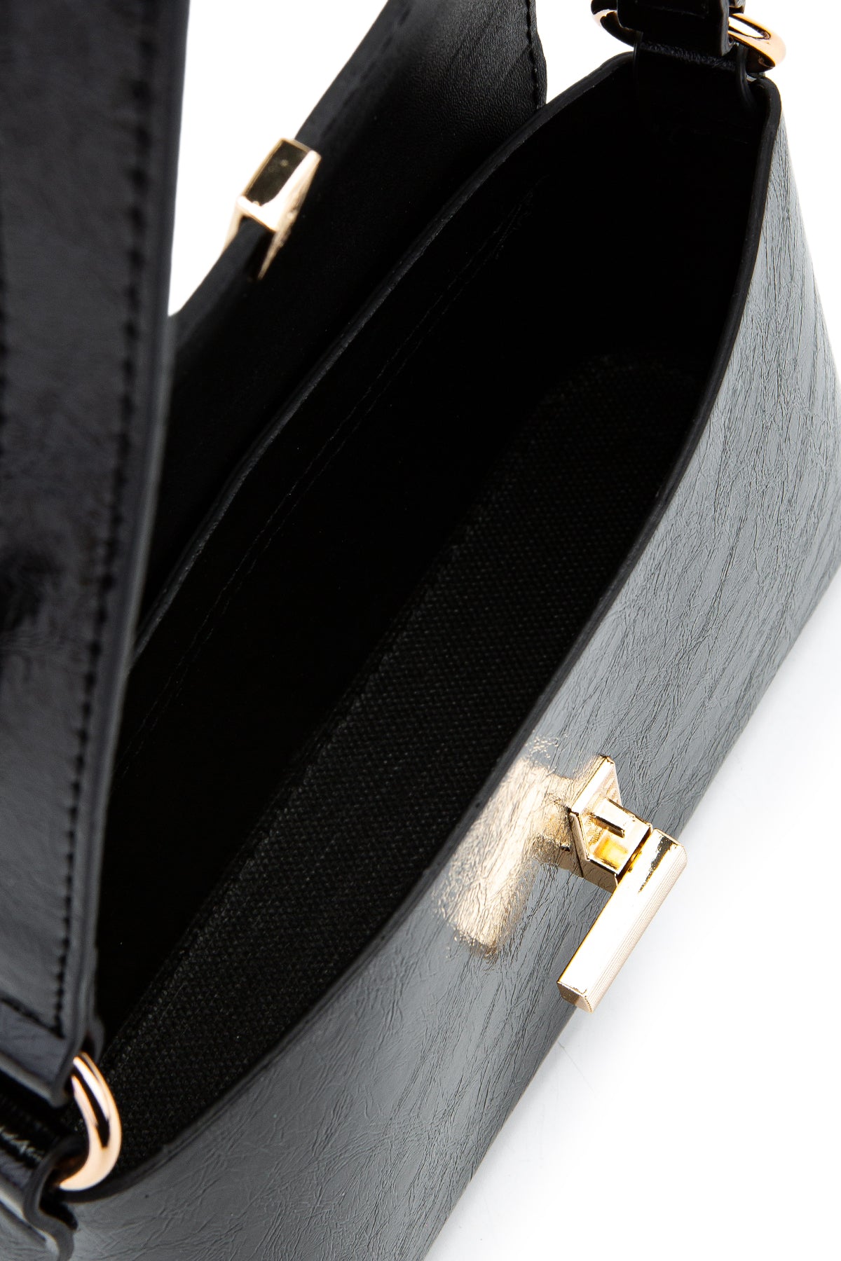 Kapaklı Baget Lara Kadın Kol Çanta Düz Siyah