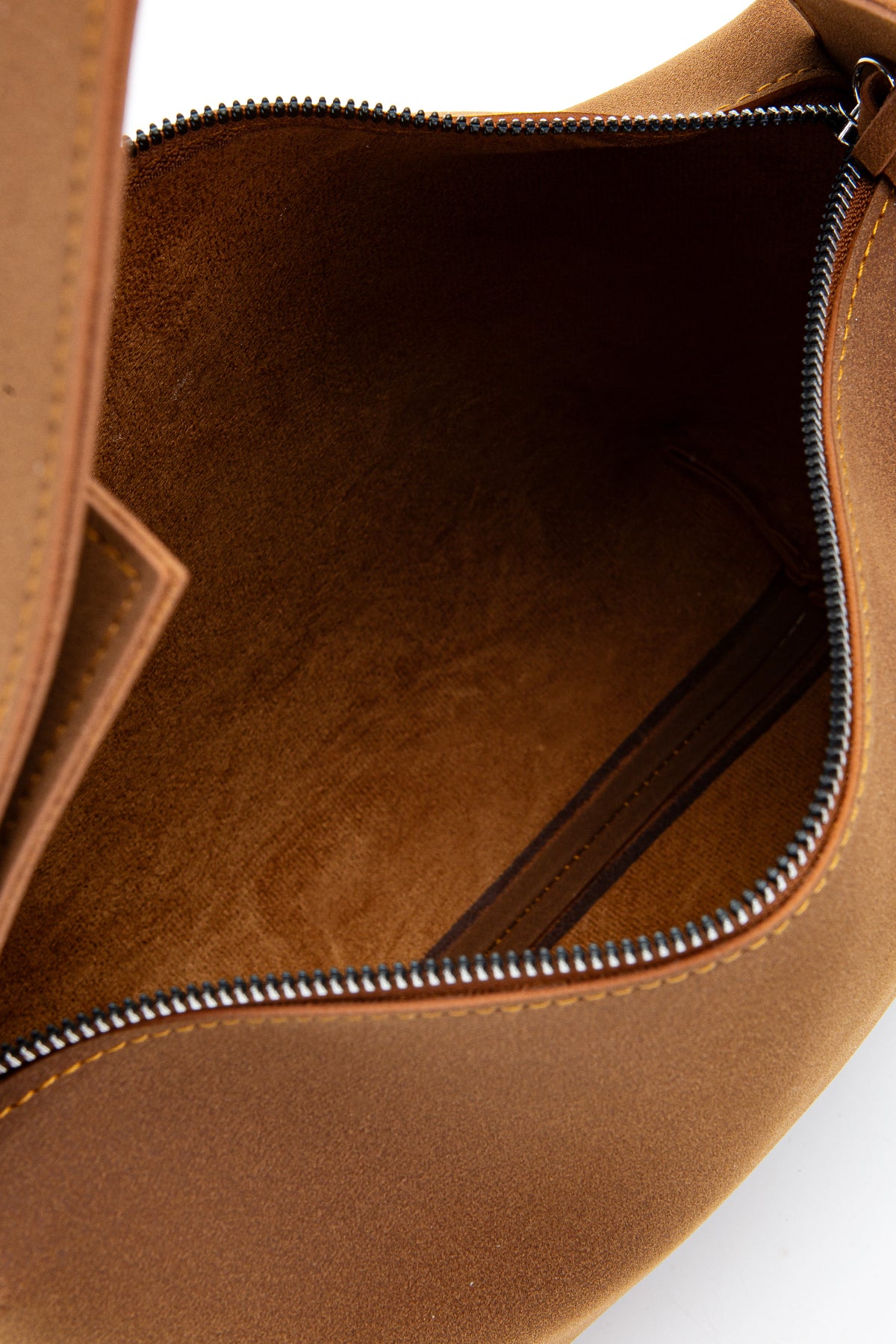 Açılıp Kapanma Detaylı Süet Nolan Kadın Kol Çanta Taba