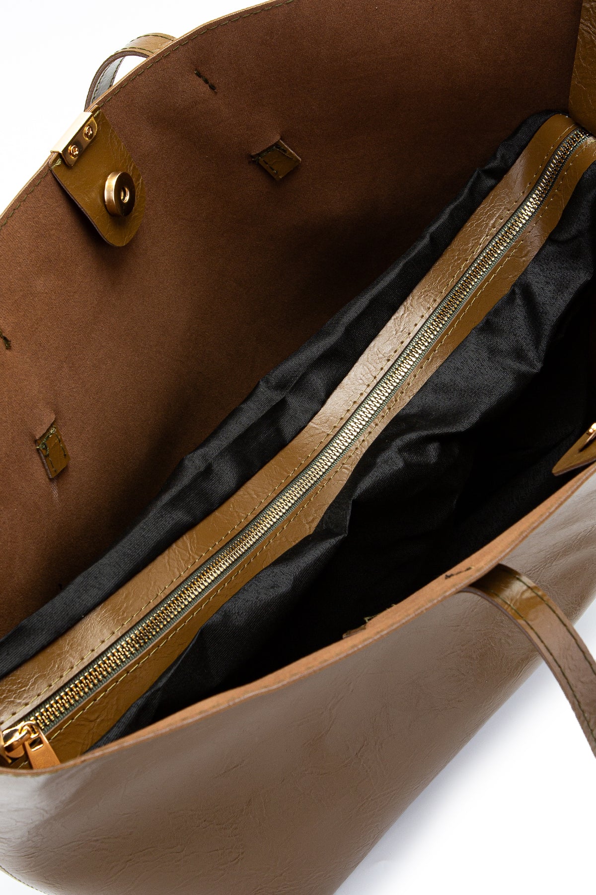 Metal Aksesuarlı Suni Deri Duran Kol Çanta Vizon