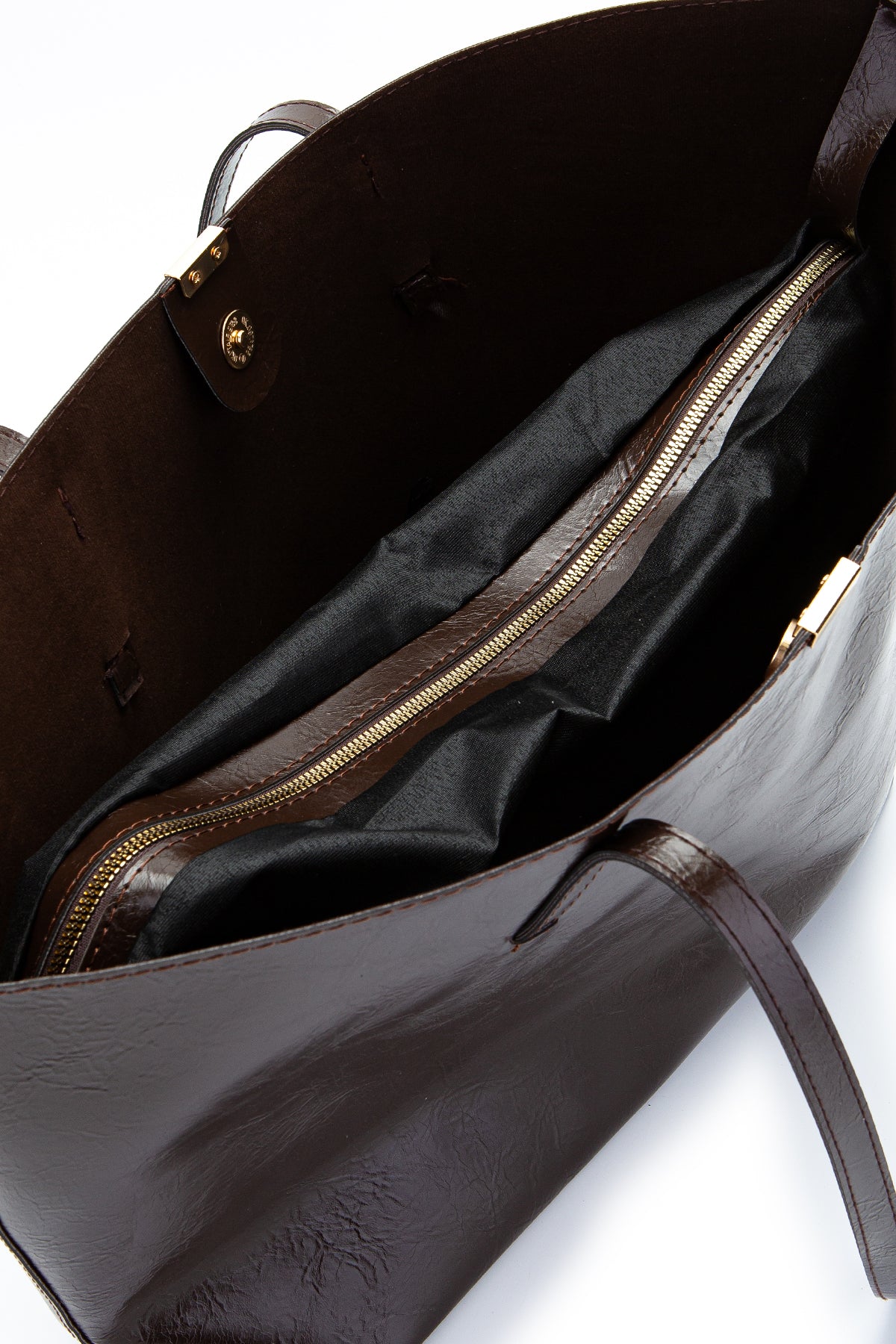 Metal Aksesuarlı Suni Deri Duran Kol Çanta Kahverengi