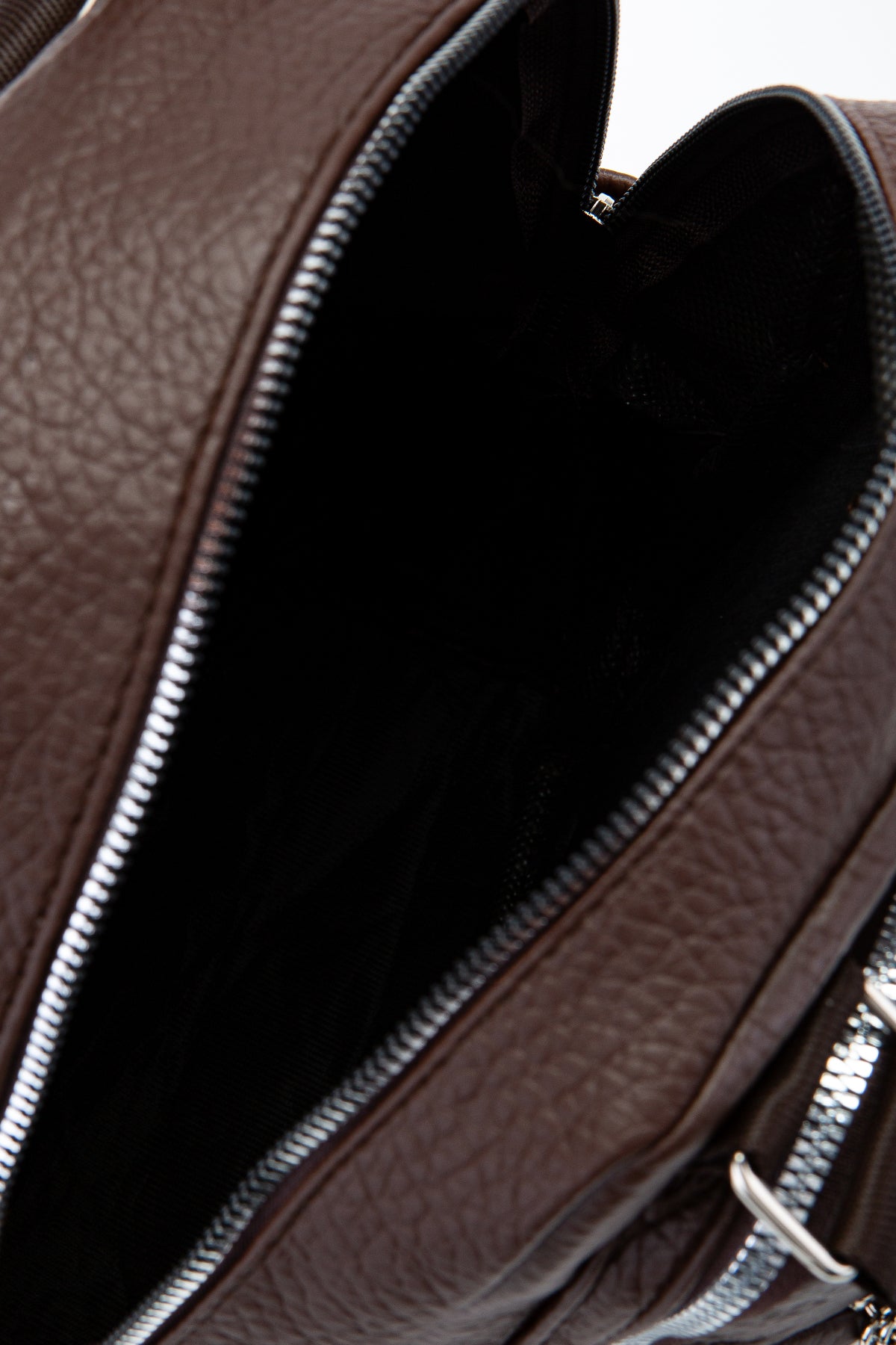 Çok Gözlü Suni Deri Bucky Sırt Çantası Kahverengi