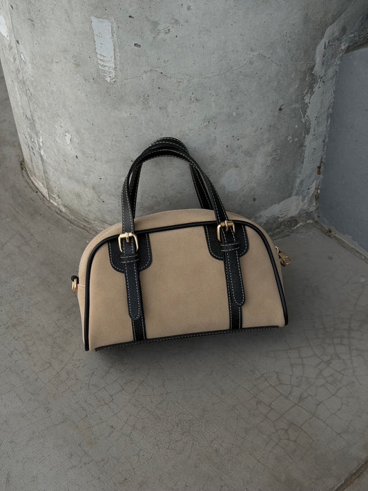 Süet Deri Kombinasyonlu Çift Kemer Detaylı Garne Kadın Çapraz Çanta Bej