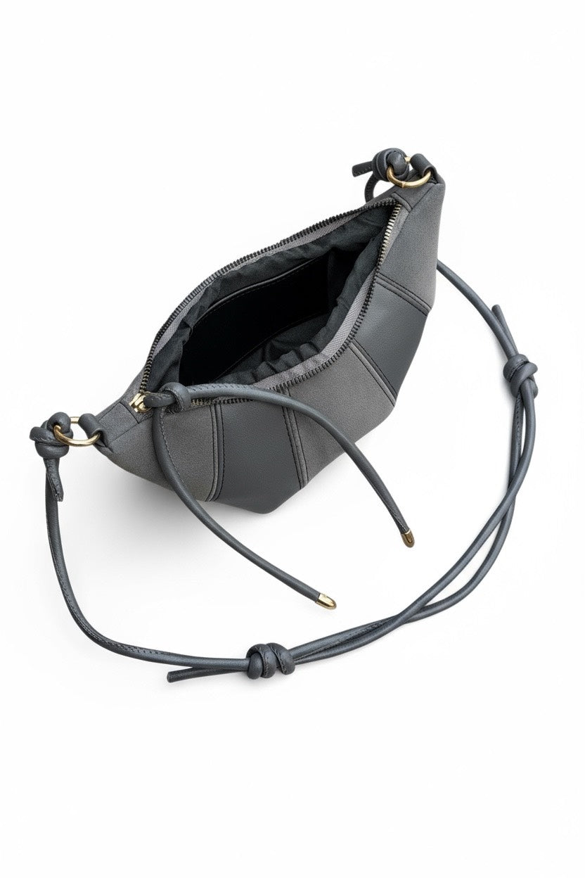 İp Sarkıt Detaylı Süet Deri Karışımlı Bohem Tarz Wade Kadın Çapraz Çanta Gri